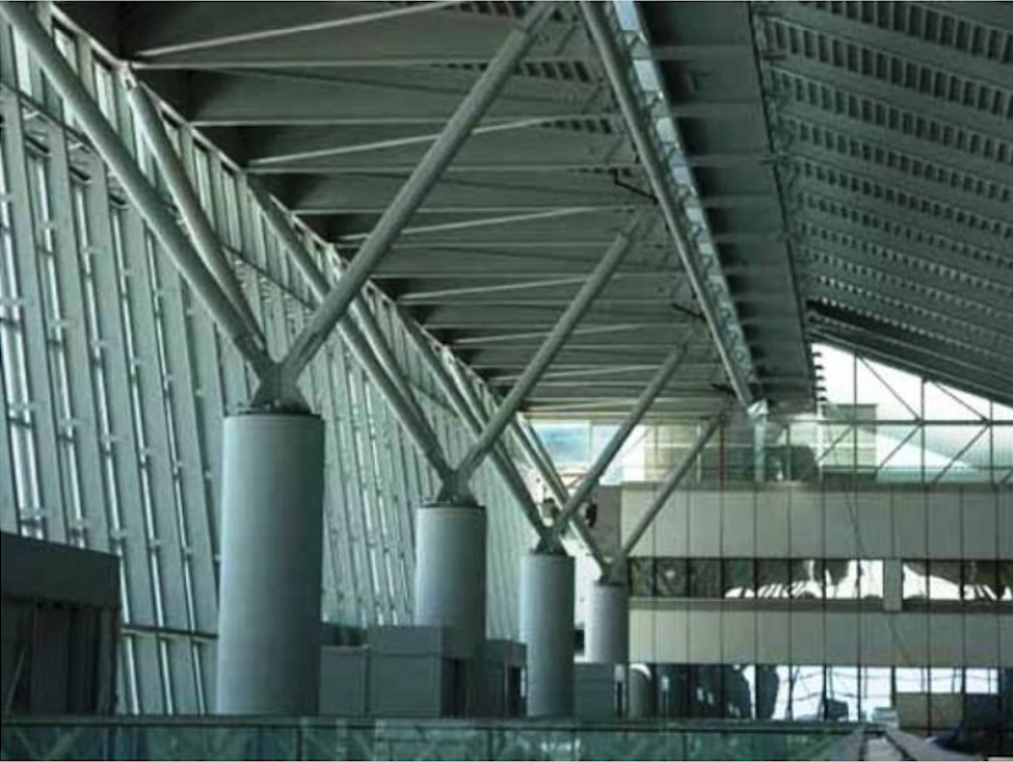 Konstrukcja Terminalu 2. 2005 rok. Zdjęcie LAC