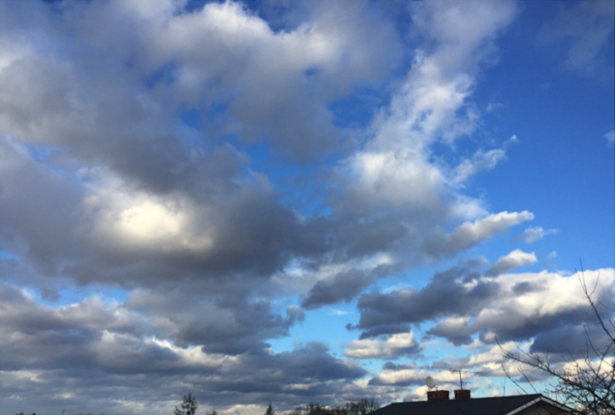 Tworzenie chmur Cumulonimbus. Zdjęcie z pułapu 10 000 m. Zdjęcie Karol Placha Hetman