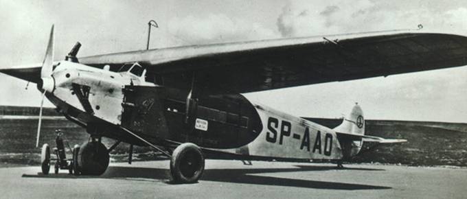 Polski Fokker F.VIIa/1m z jednym silnikiem rzędowym, dlatego jest oznaczenie 1m. Fokker z trzema silnikami miały oznaczenie 3m. Zdjęcie LAC