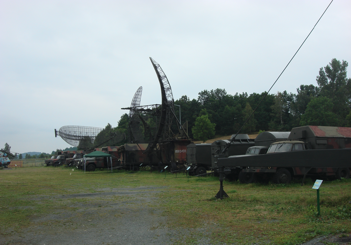 Ekspozycja plenerowa w Łomnicy. 2010 rok. Zdjęcie Karol Placha Hetman