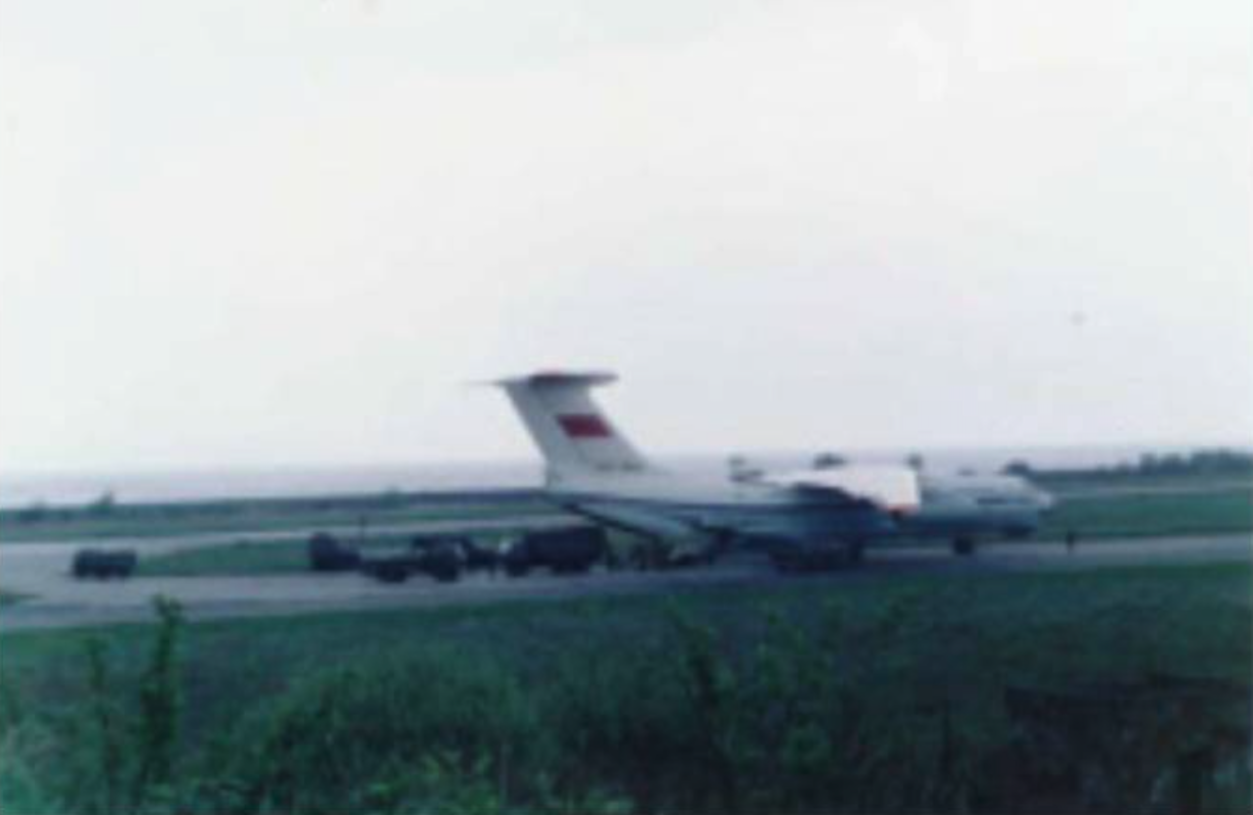Ił-76 w Bagiczu. 1992 roku. Zdjęcie LAC