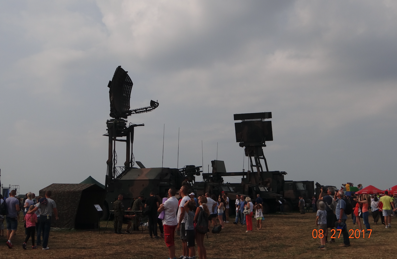 NUR-15 - TRS-15 Odra. To the right. Radar on the left is NUR-22 Izabela. 2017 year. Photo by Karol Placha Hetman