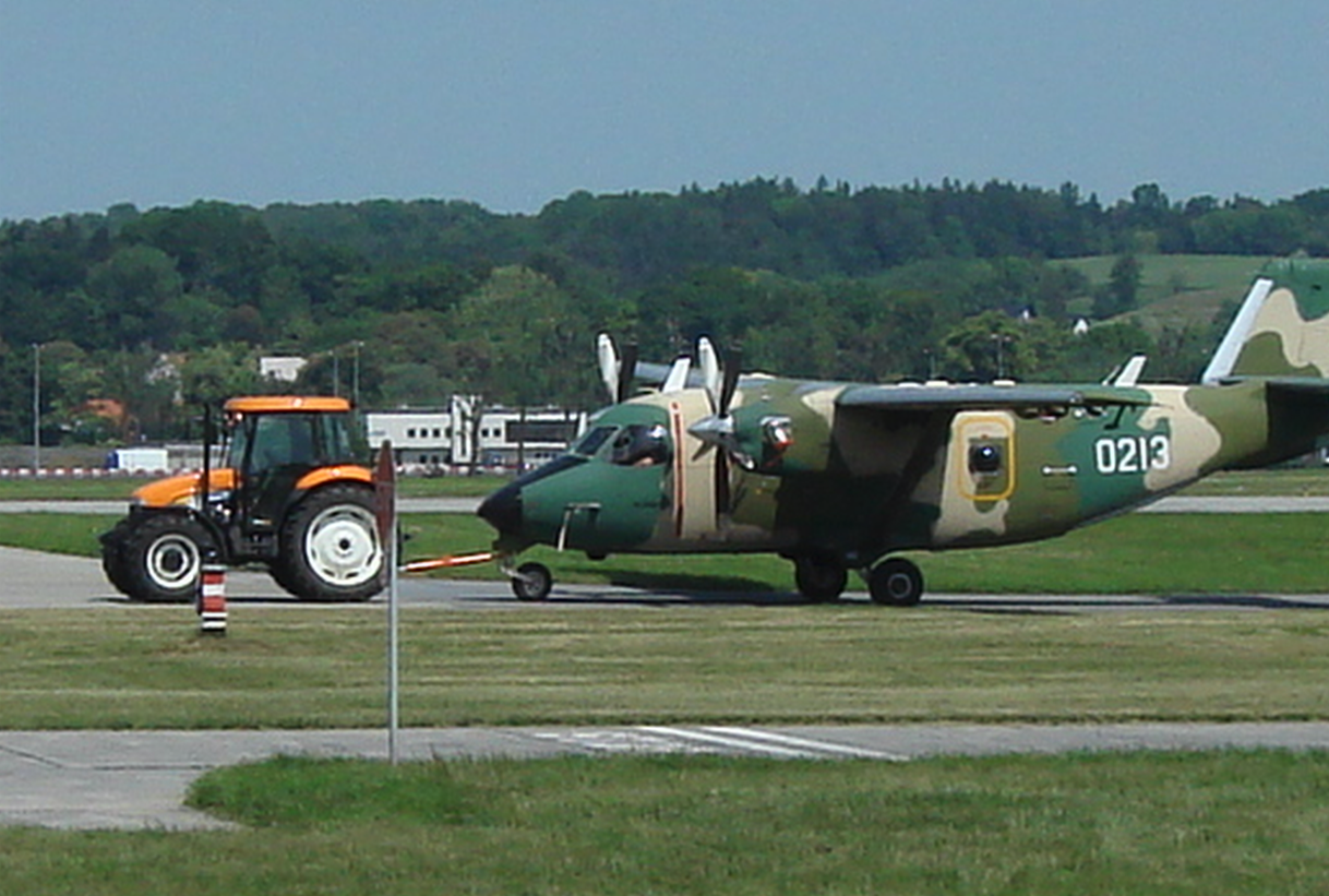 The tractor is towing the PZL M-28 Bryza nb 0213. 2009. Photo by Karol Placha Hetman