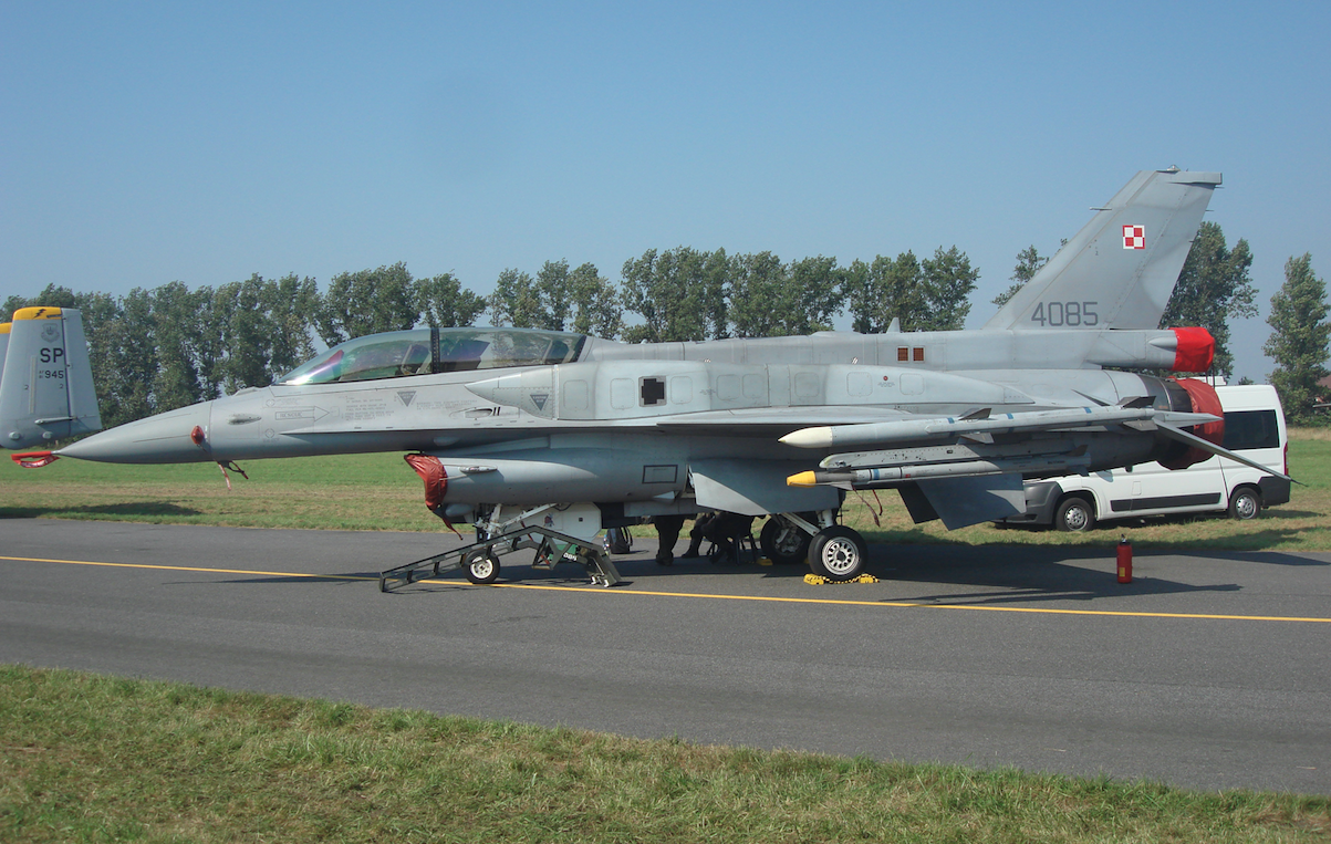 F-16 D nb 4085. 2011 rok. Zdjęcie Karol Placha Hetman