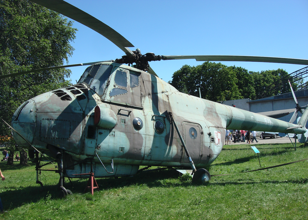 Mil Mi-4 A nb 511. 2010 rok. Zdjęcie Karol Placha Hetman