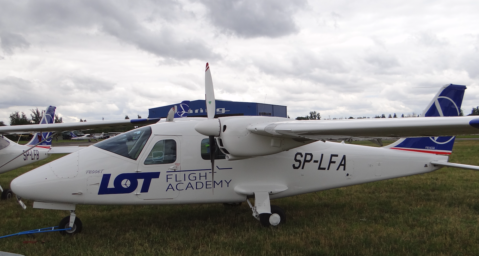Samolot szkolny PLL LOT Tecnam P2006T SP-LFA. 2018 rok. Zdjęcie Karol Placha Hetman
