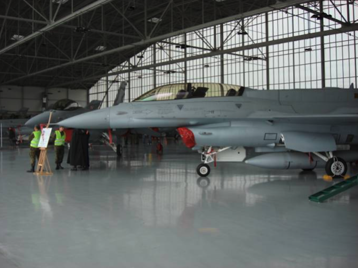 F-16 D nb 4076. 2007 year. Photo by Karol Placha Hetman